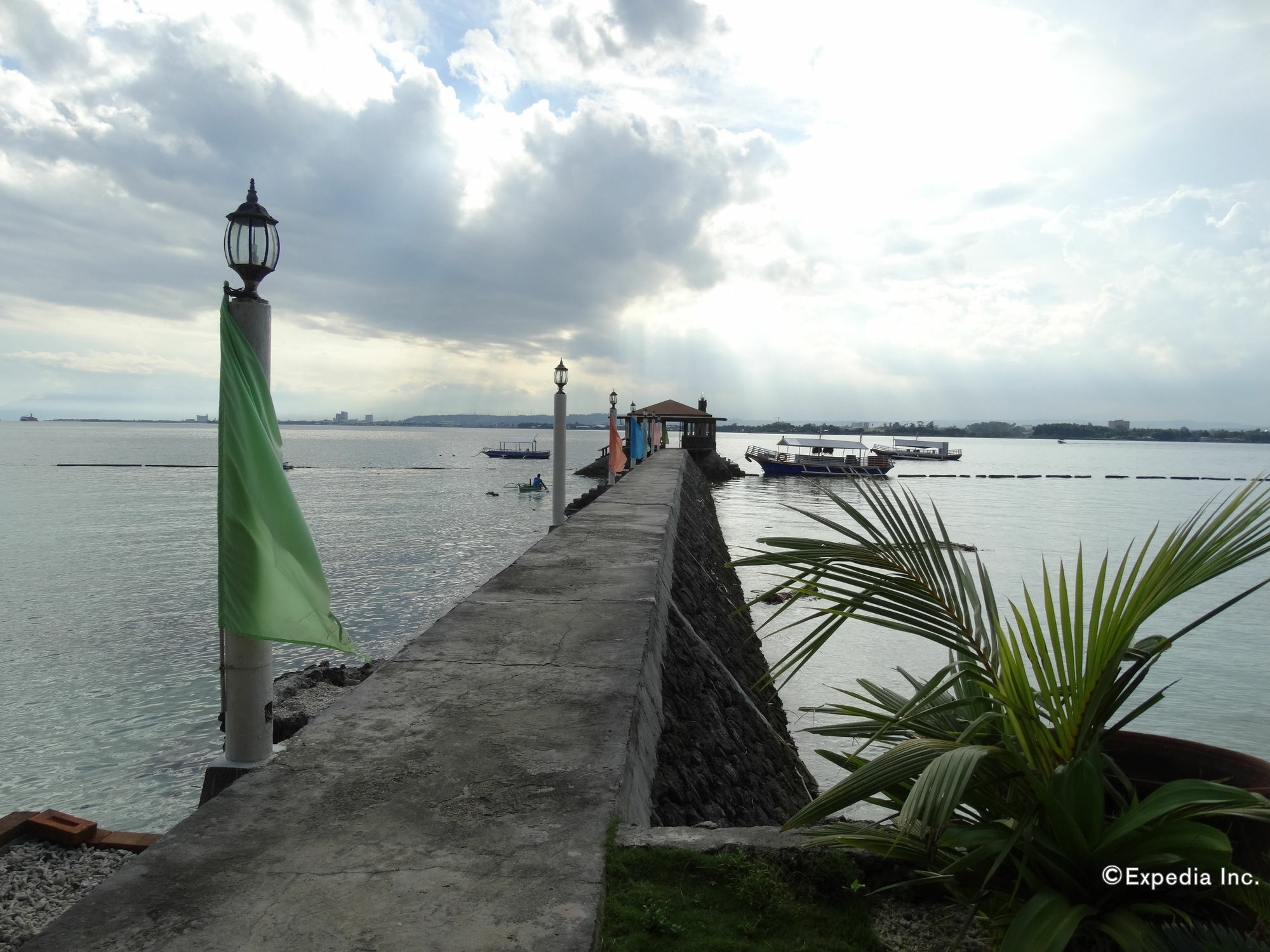 Hotel Chema'S By The Sea Samal Exteriér fotografie
